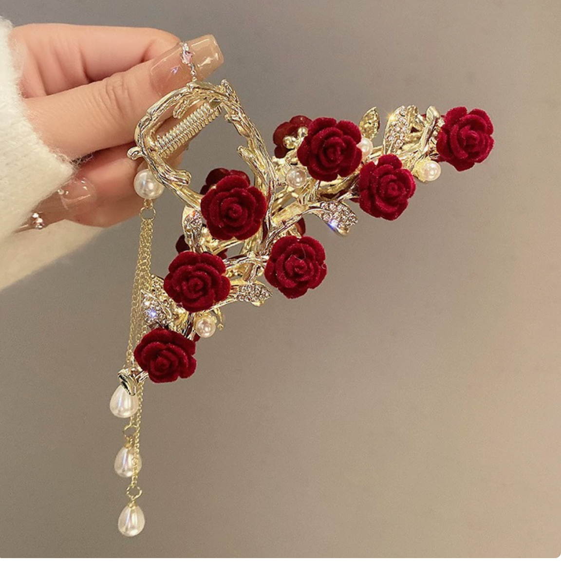 Épingle à cheveux décorative rouge et perles – style asiatique, élégance cérémonie