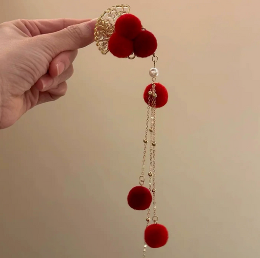 Boucles d’oreilles rouges avec pendentifs – style asiatique élégant