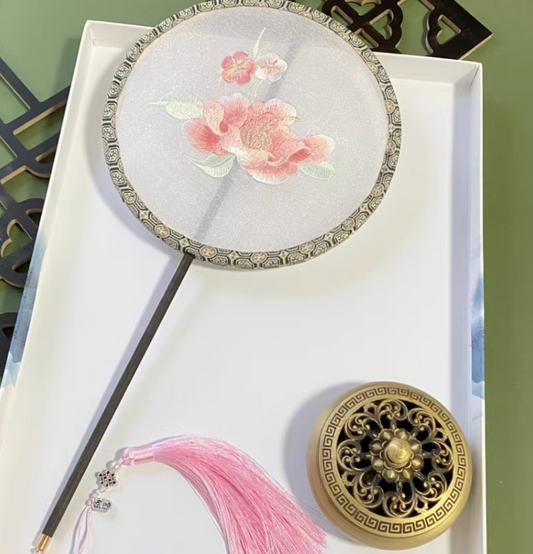 Éventail rond brodé traditionnel chinois – 40 cm